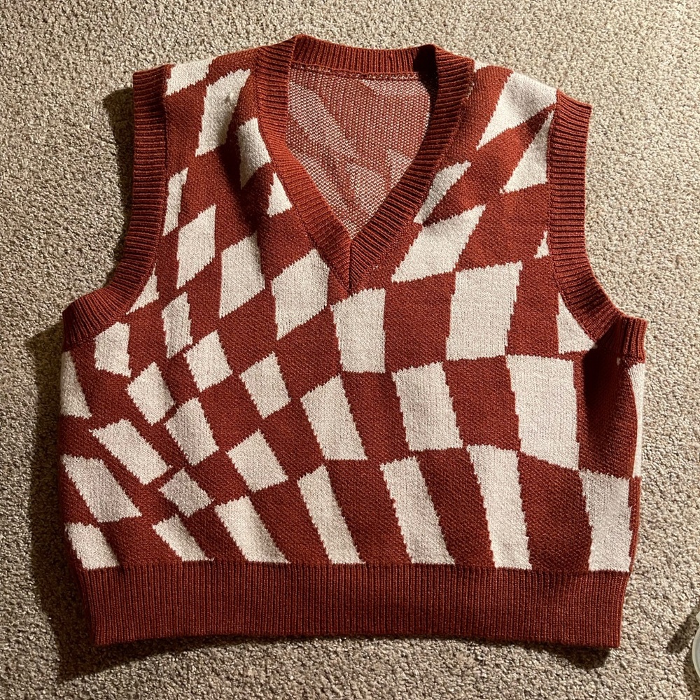 sweater vest checkered